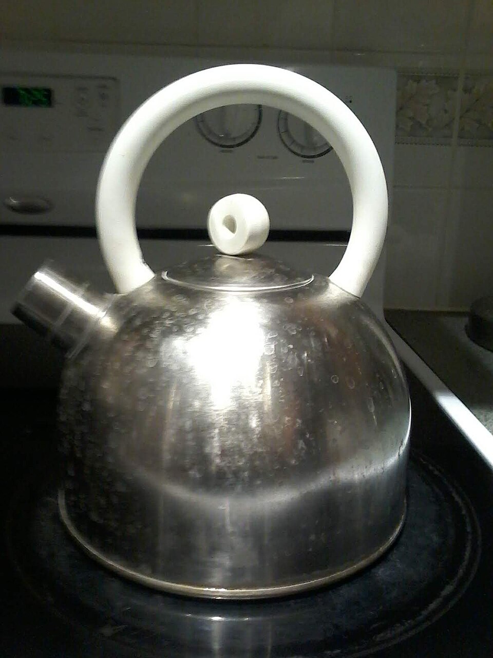 کتری استیل کرکماز — Korkmaz Steel Kettle